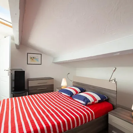 Spacieux Apartament Sanary-sur-Mer